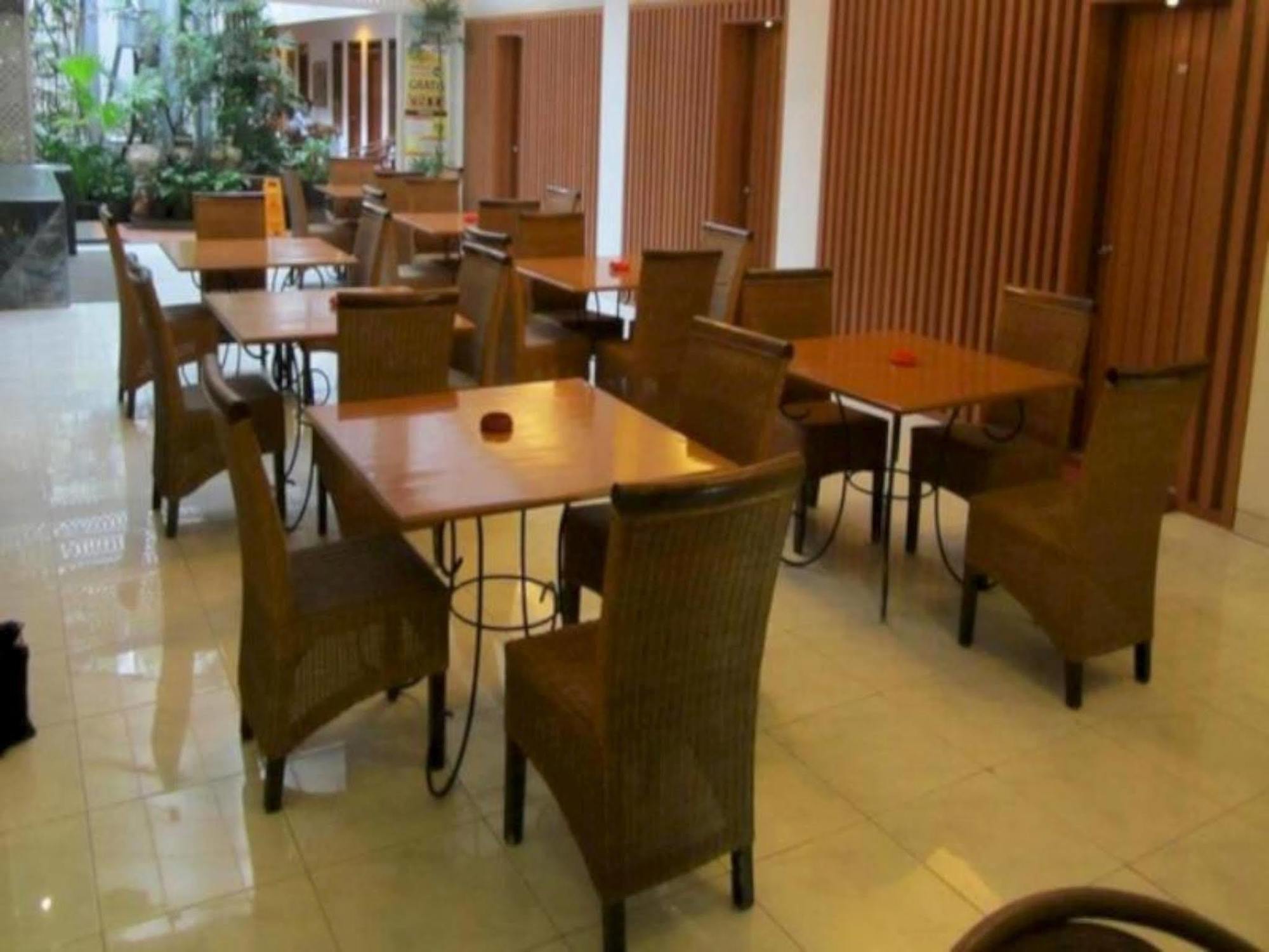 Hotel Progo Bandung Kültér fotó